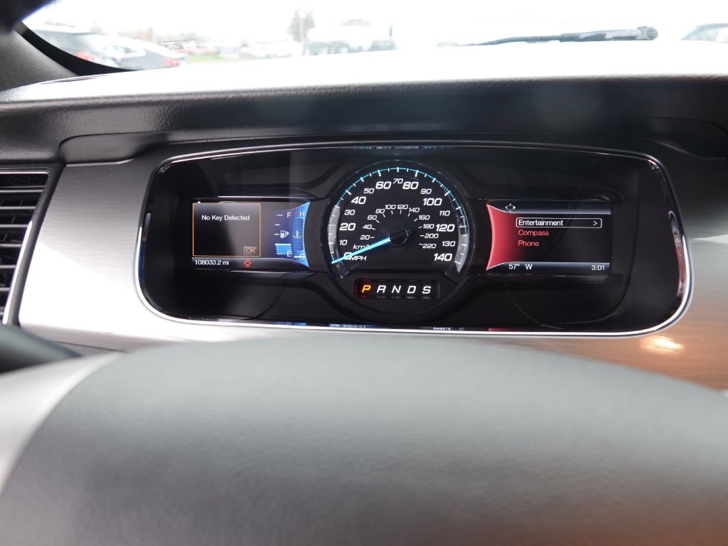 Used 2017 Ford Taurus SEL w/ Equipment Group 201A image 15