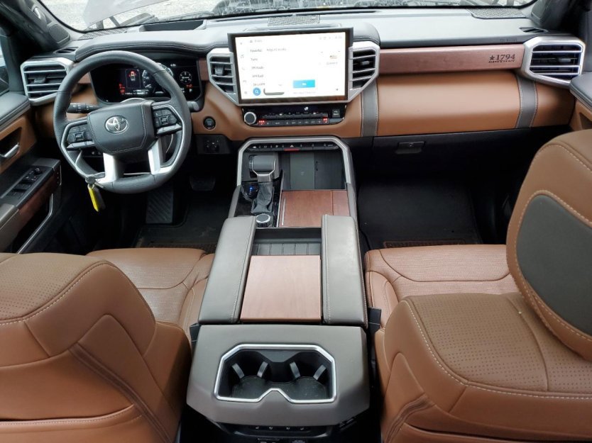 Used 2025 Toyota Tundra Platinum image 7