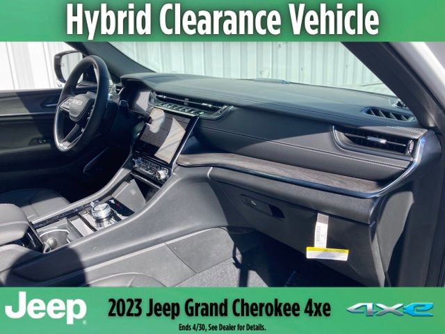 New 2023 Jeep Grand Cherokee Overland image 26