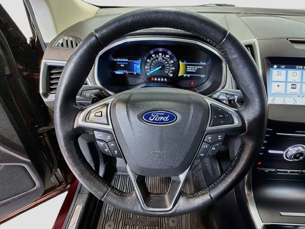 Used 2019 Ford Edge Titanium w/ Cold Weather Package AWD/4WD image 12