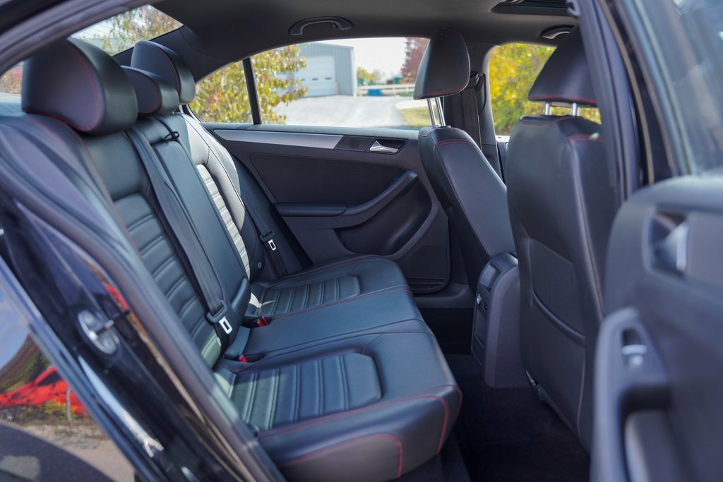 Used 2014 Volkswagen Jetta GLI Autobahn image 29