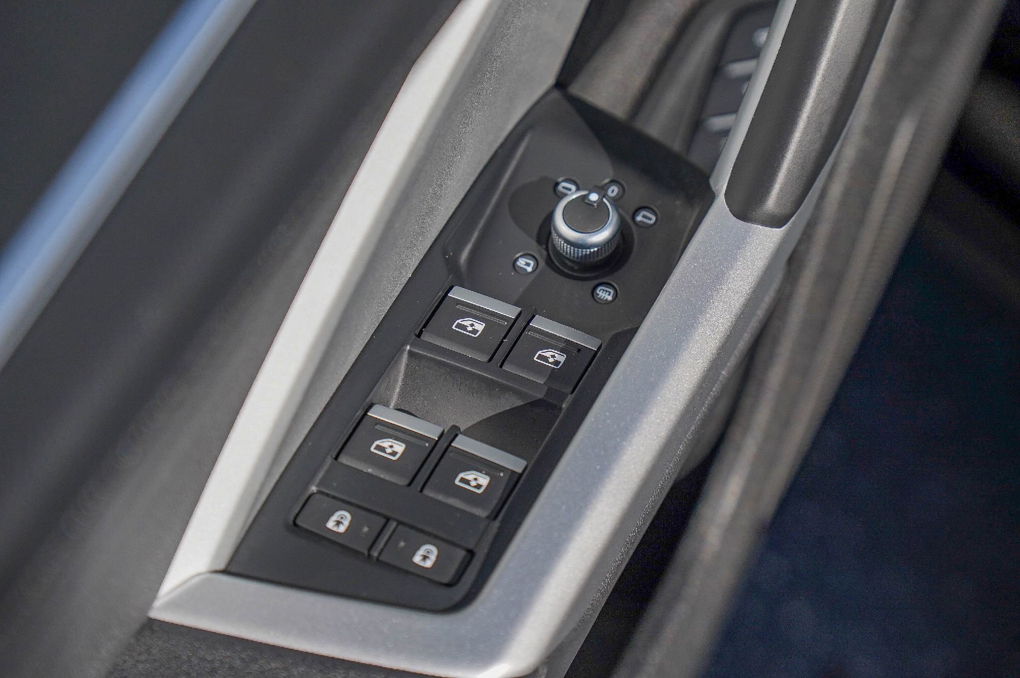 Certified 2025 Audi Q3 2.0T Premium Plus w/ Premium Plus Package image 22