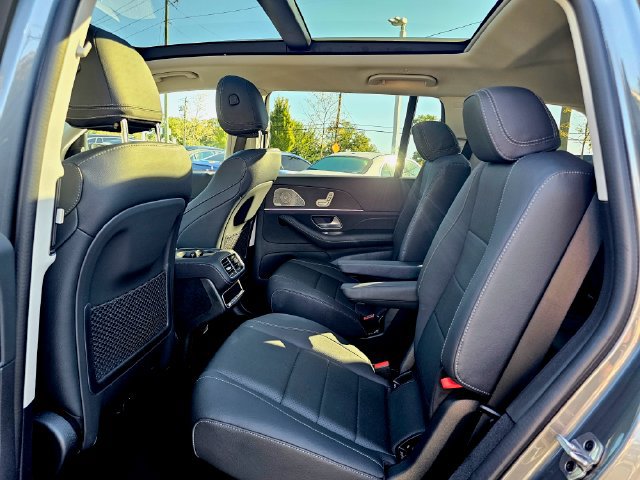 Certified 2026 Mercedes-Benz GLS 450 4MATIC image 26