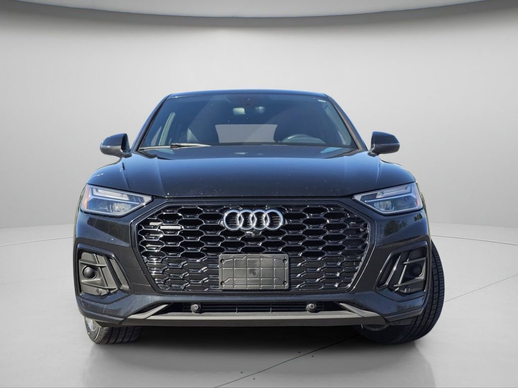Used 2023 Audi Q5 2.0T Premium Plus w/ Premium Plus Package AWD/4WD image 3