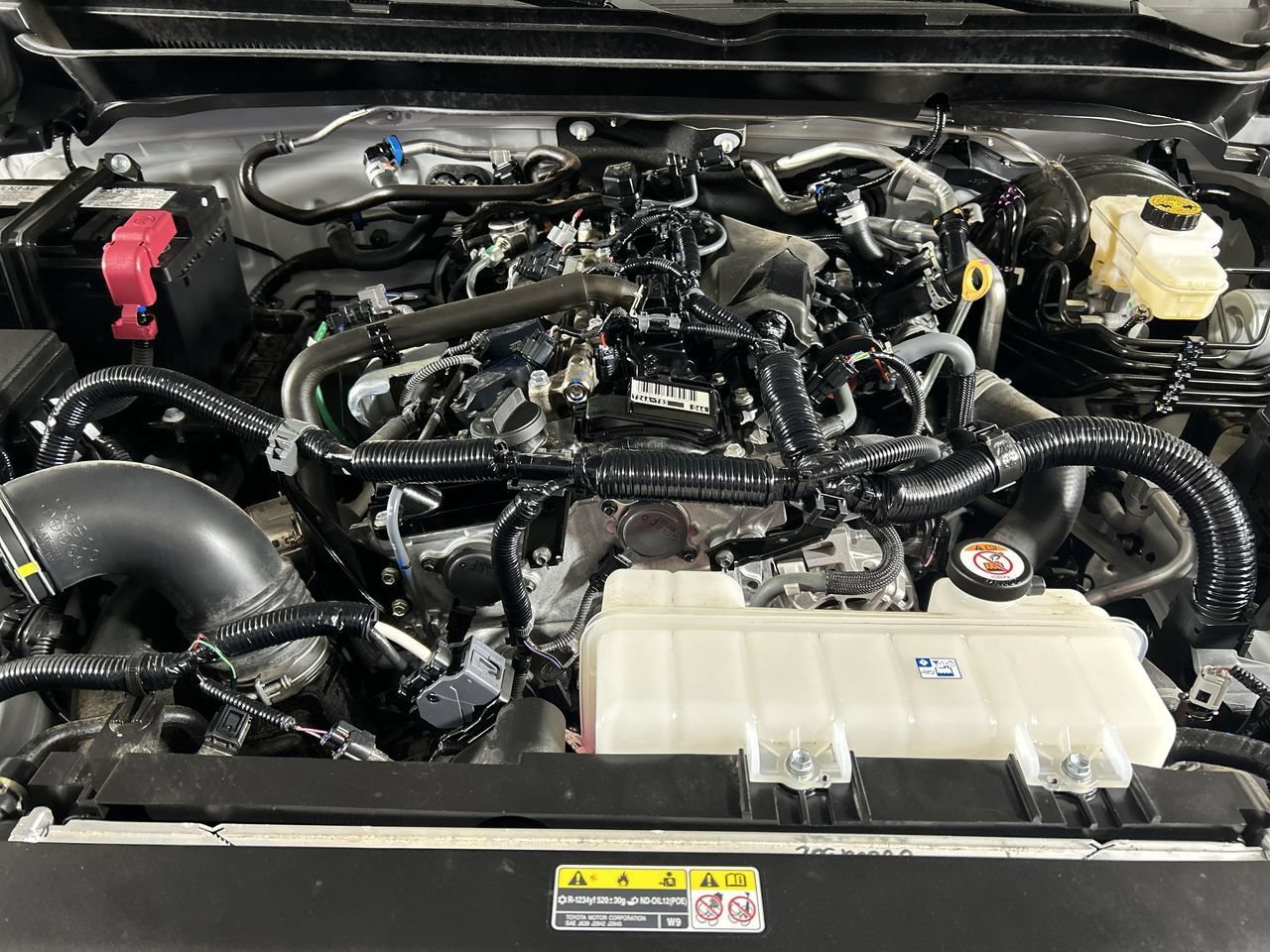 Used 2026 Toyota Tacoma SR AWD/4WD image 11