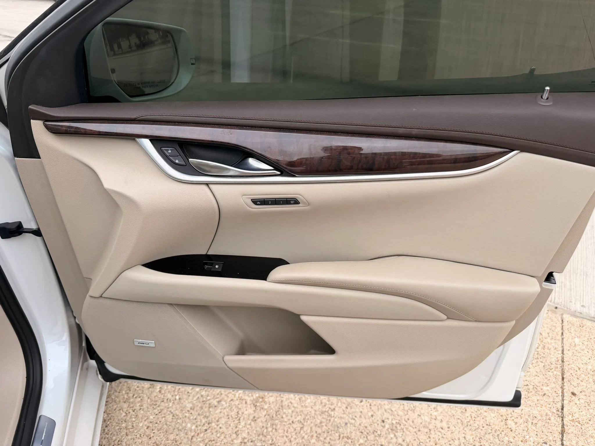 Used 2016 Cadillac XTS Premium image 17