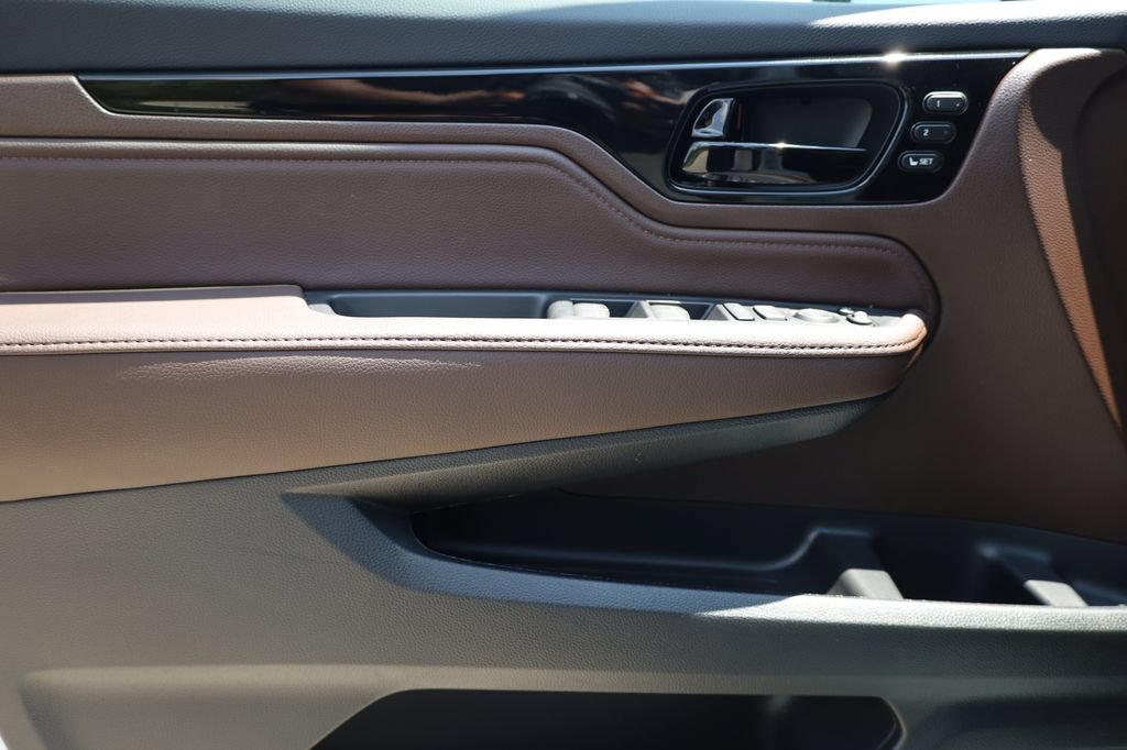 New 2026 Honda Odyssey Elite image 10