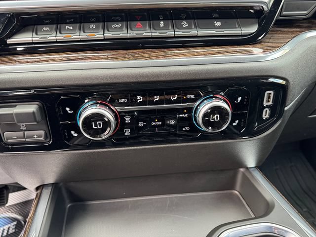 Used 2024 GMC Sierra 1500 Elevation w/ Elevation Premium Package AWD/4WD image 17