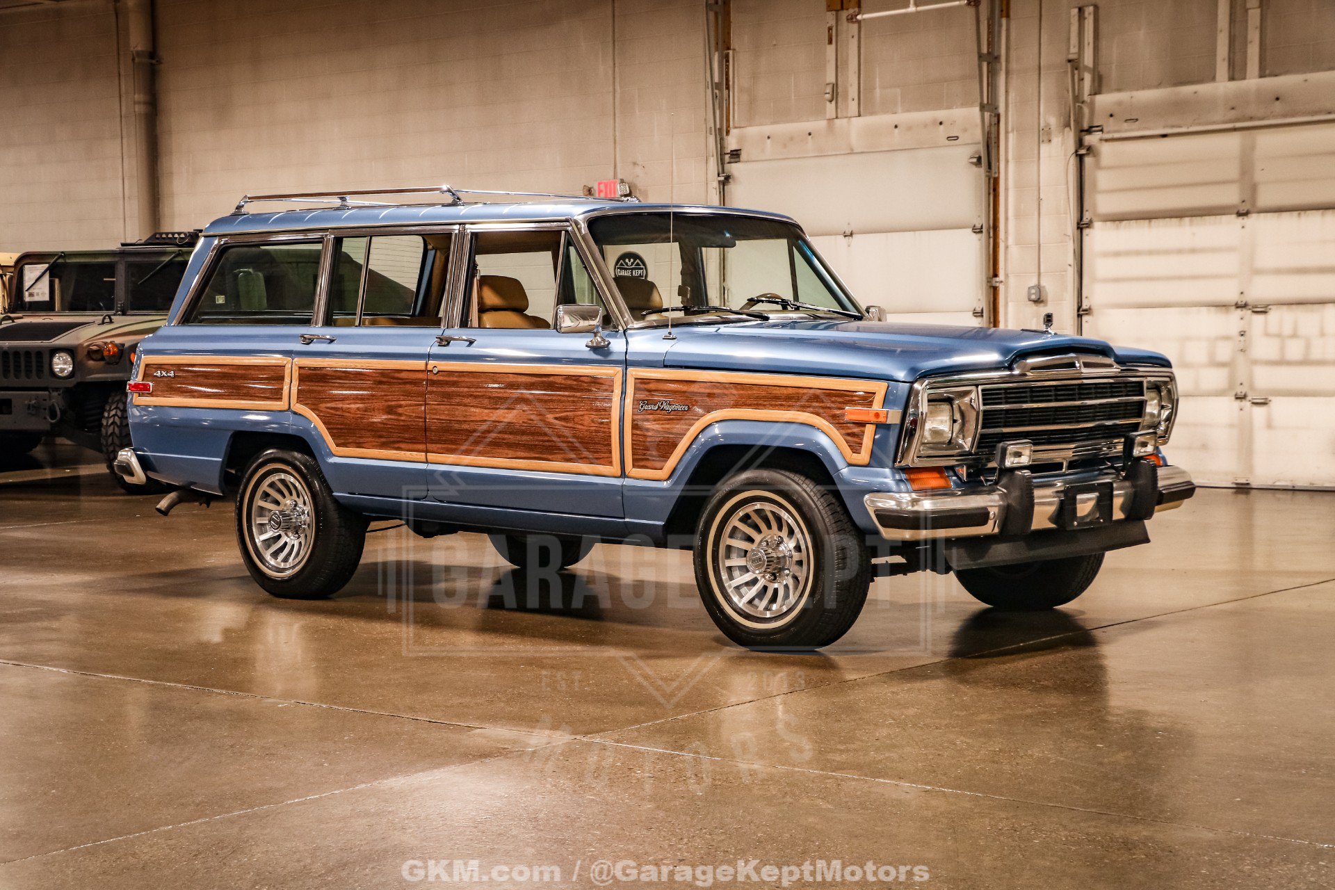 Used 1987 Jeep Grand Wagoneer AWD/4WD image 1
