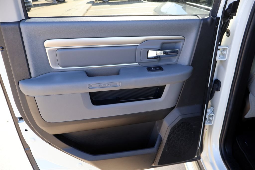 Used 2016 RAM 1500 Lone Star RWD image 13