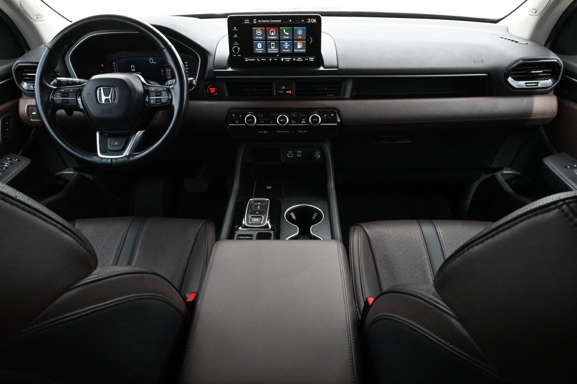 Used 2024 Honda Pilot Elite image 6