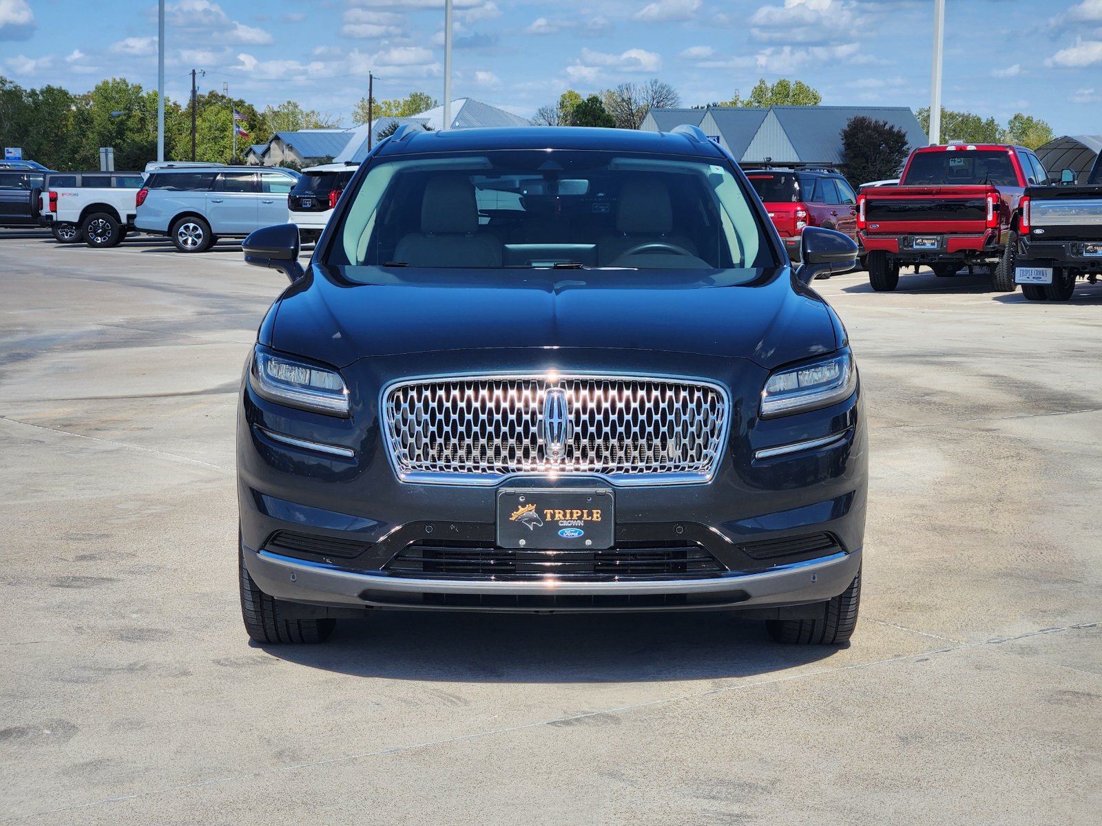Used 2022 Lincoln Nautilus Reserve w/ Equipment Group 201A FWD image 6