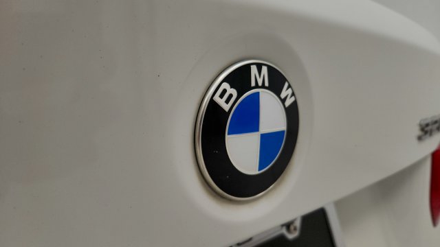 Used 2018 BMW 320i xDrive Sedan AWD/4WD image 31