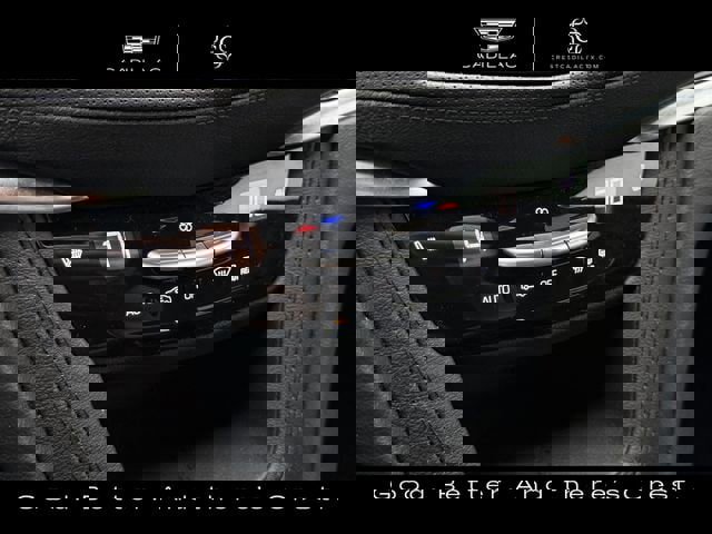 Certified 2025 Cadillac XT6 Luxury FWD image 23