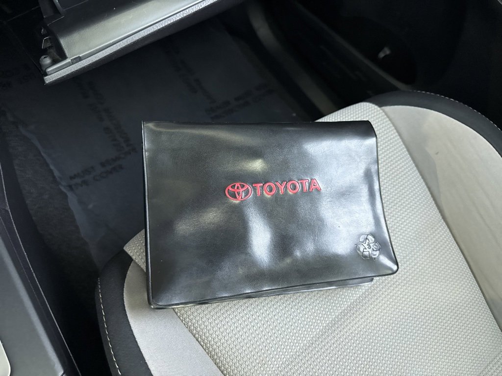 Used 2016 Toyota RAV4 XLE image 24