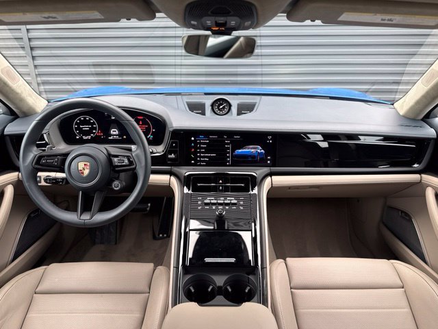 Used 2026 Porsche Panamera GTS AWD/4WD image 18