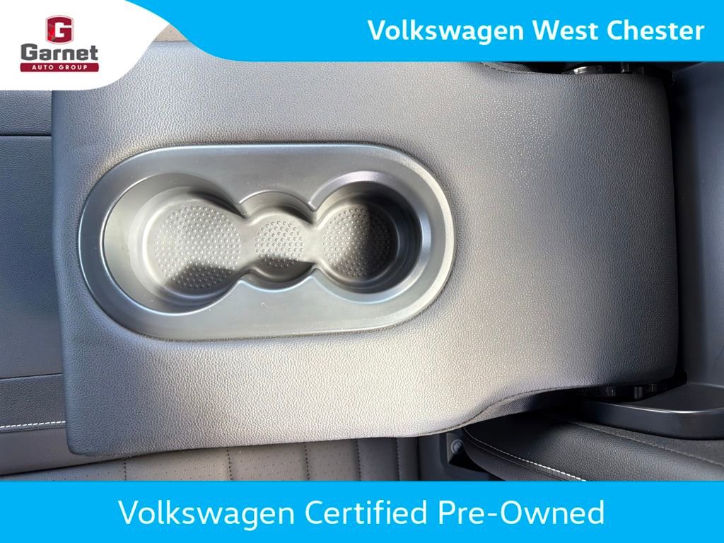 Certified 2023 Volkswagen Jetta SE FWD image 36