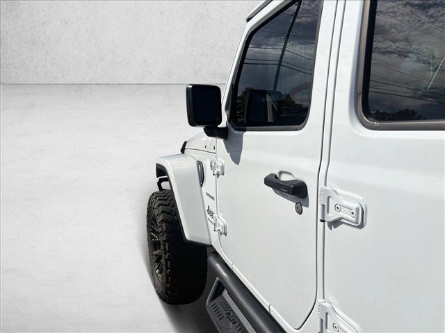 Used 2024 Jeep Wrangler Unlimited Sahara w/ Technology Group AWD/4WD image 30