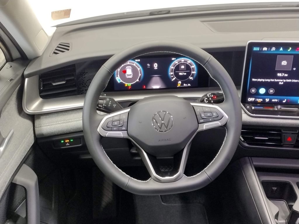 New 2025 Volkswagen Tiguan S image 31