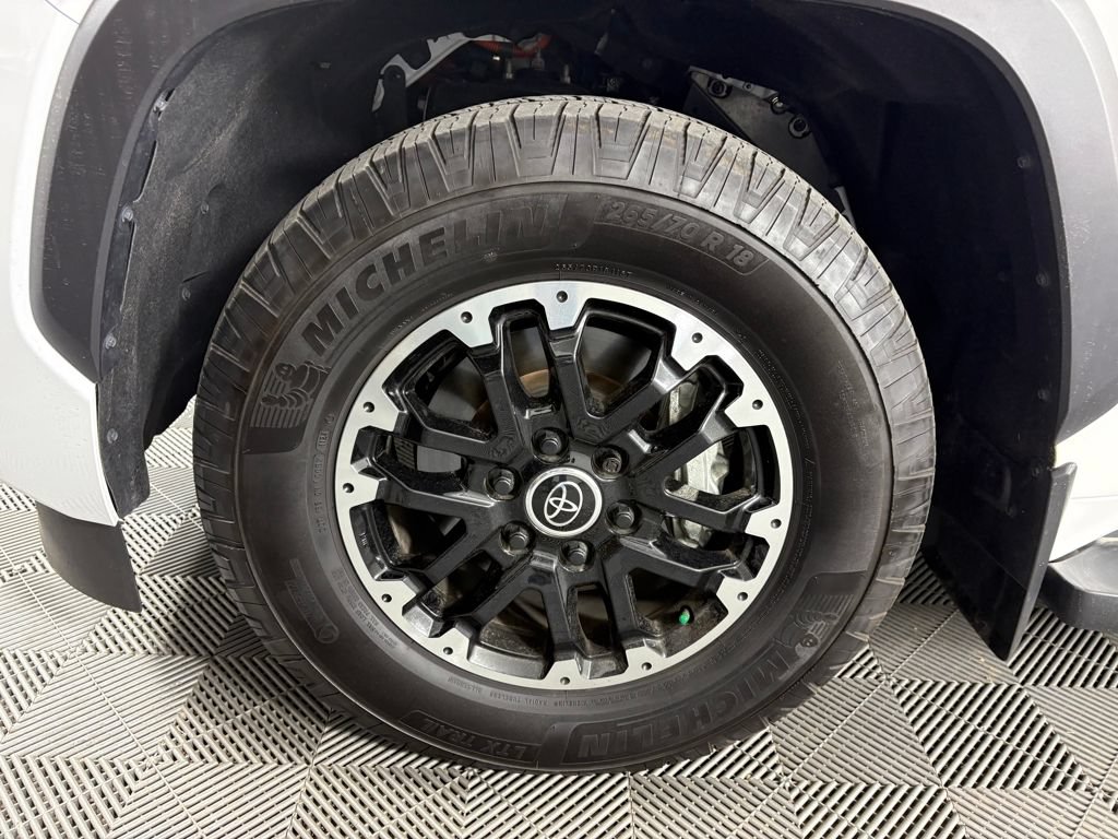 Used 2024 Toyota Sequoia TRD Pro AWD/4WD image 9