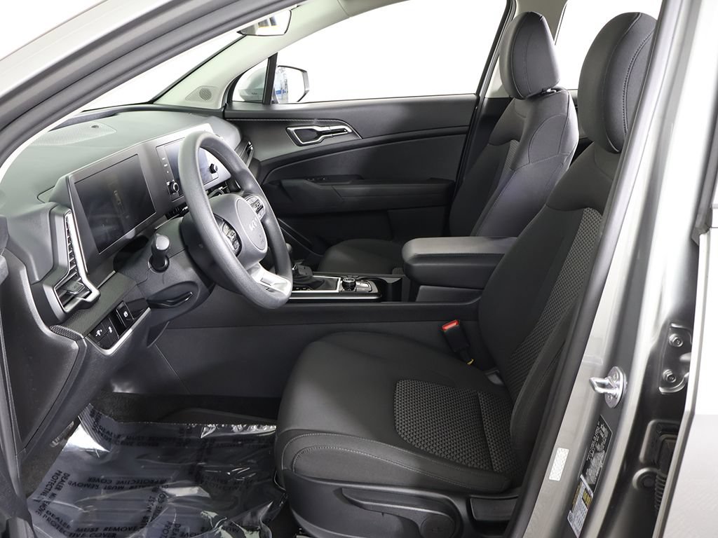 Certified 2024 Kia Sportage LX AWD/4WD image 29