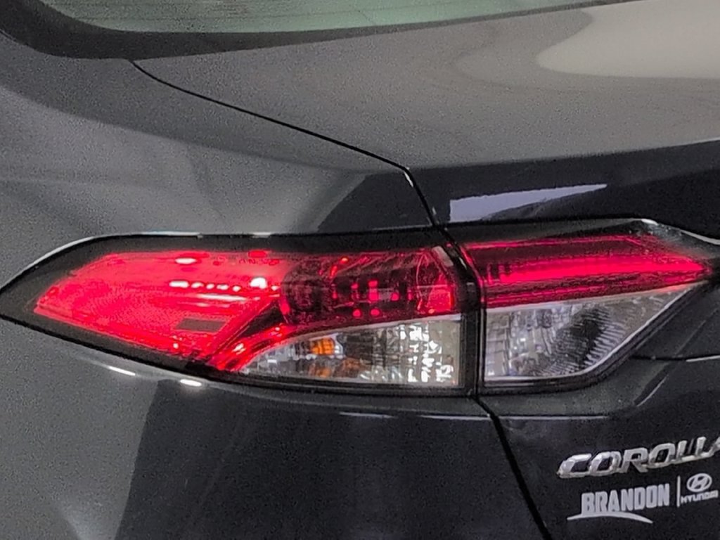 Used 2024 Toyota Corolla LE FWD image 9