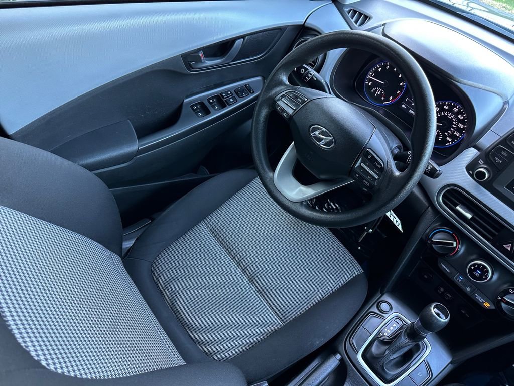 Used 2019 Hyundai Kona SE image 22