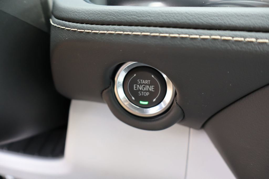 New 2025 Chevrolet Suburban Premier image 20