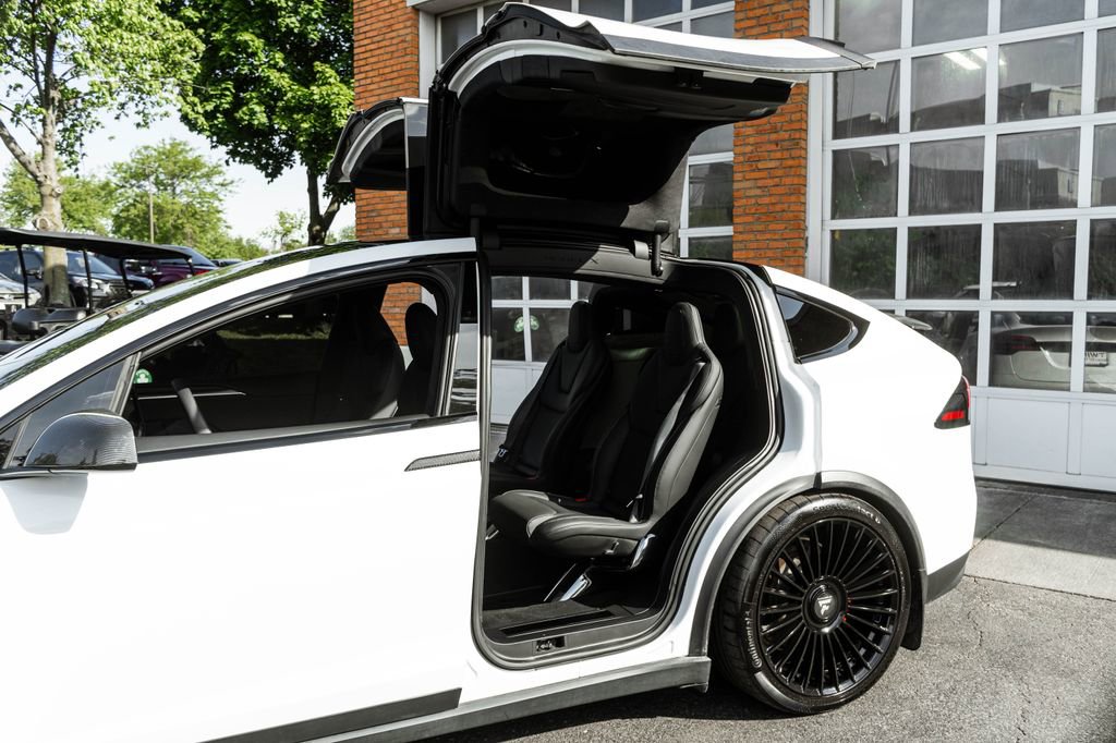 Used 2022 Tesla Model X Plaid AWD/4WD image 26
