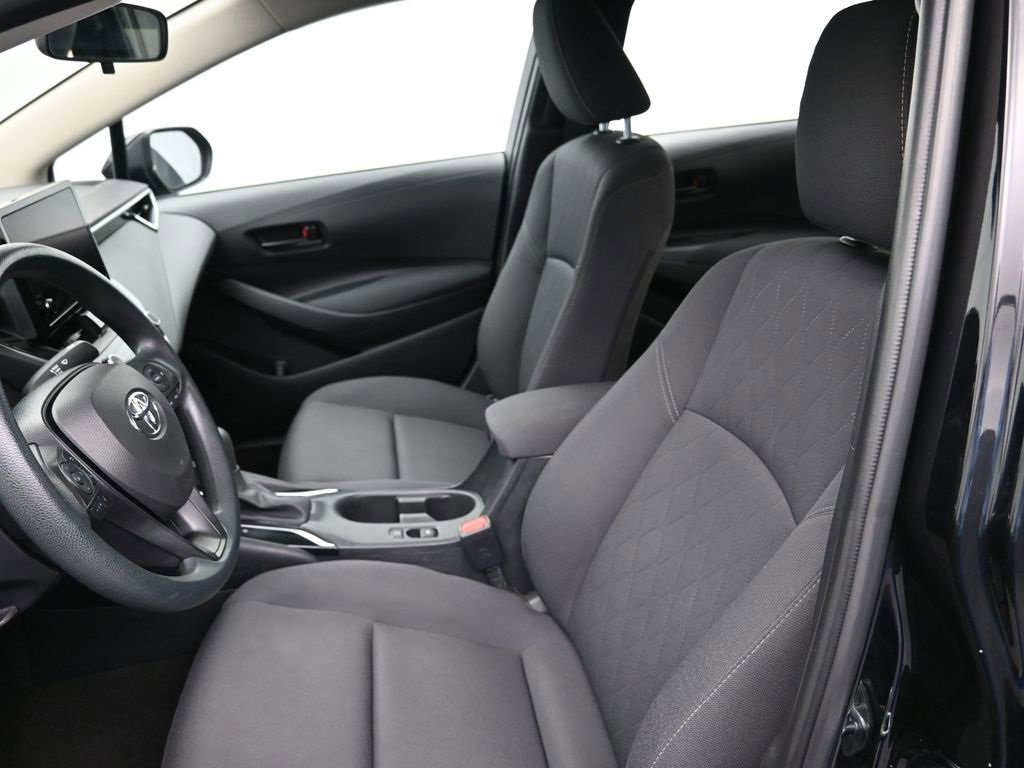 Used 2023 Toyota Corolla LE image 24