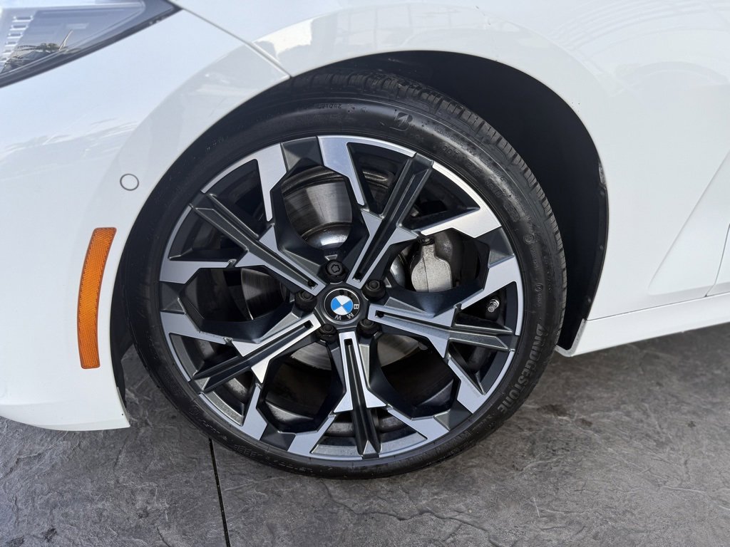 Used 2025 BMW 430i Coupe w/ Convenience Package image 5