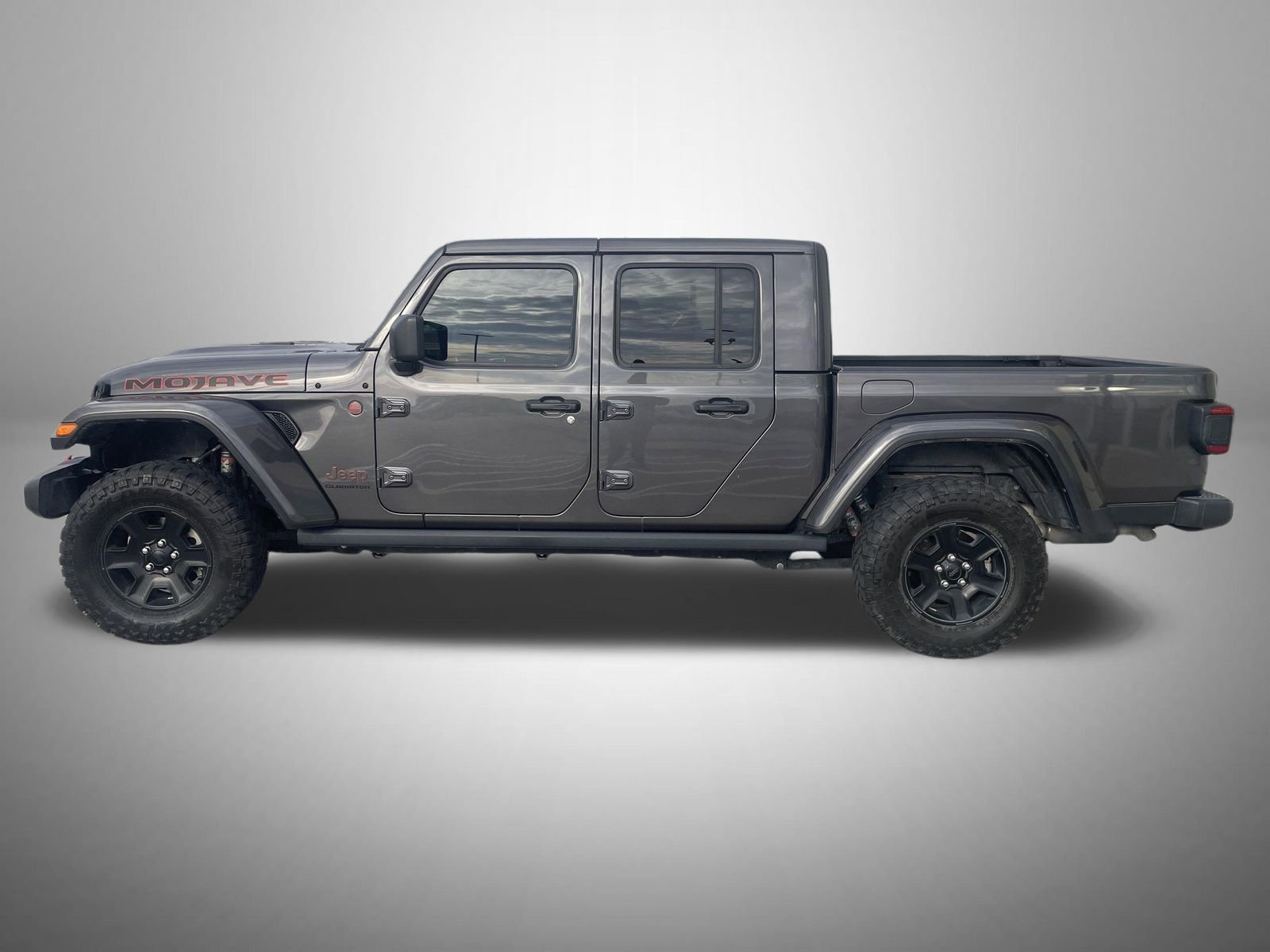 Used 2021 Jeep Gladiator Mojave image 2