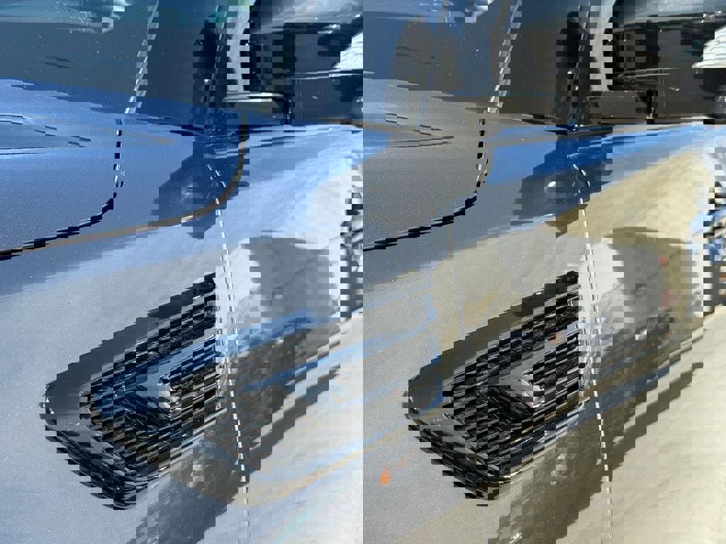 Used 2023 INFINITI QX80 Sensory w/ All-Season Package image 5