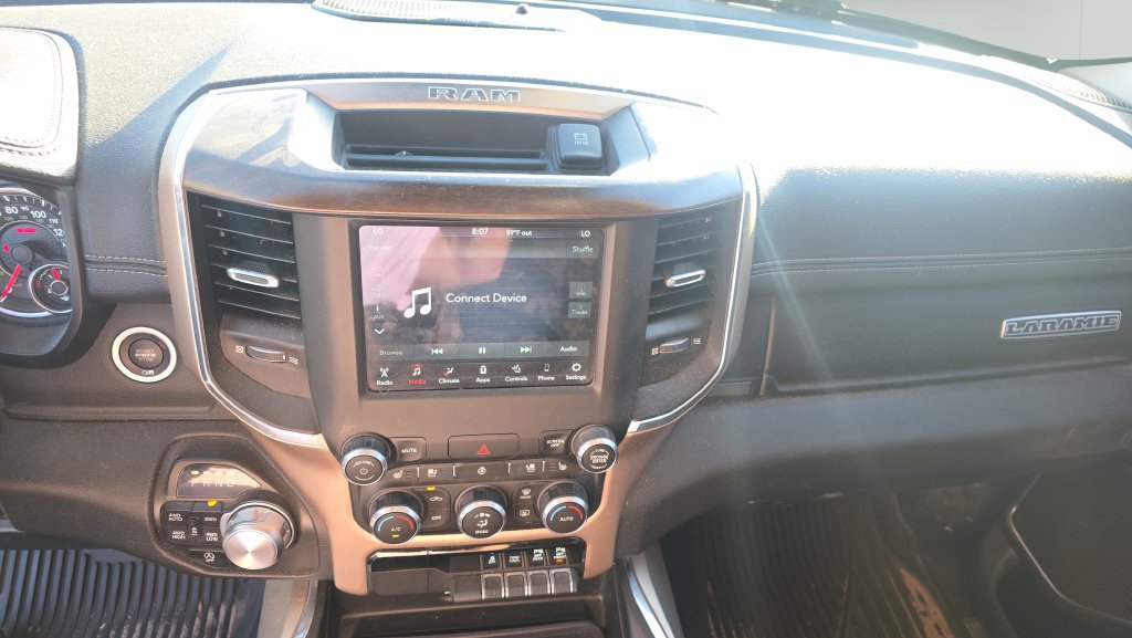 Used 2021 RAM 1500 Laramie AWD/4WD image 20