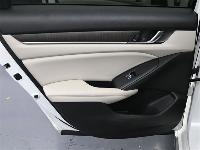 Used 2020 Honda Accord EX-L image 16