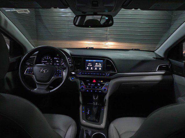 Used 2018 Hyundai Elantra Value Edition FWD image 11