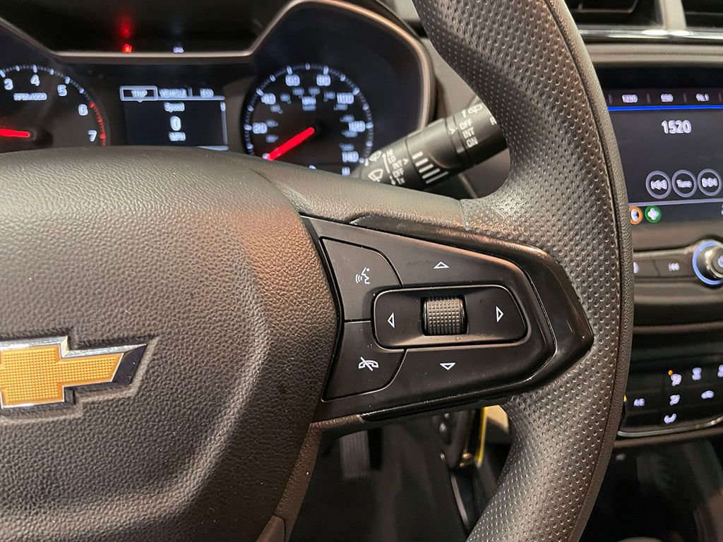 Used 2023 Chevrolet TrailBlazer LS image 31