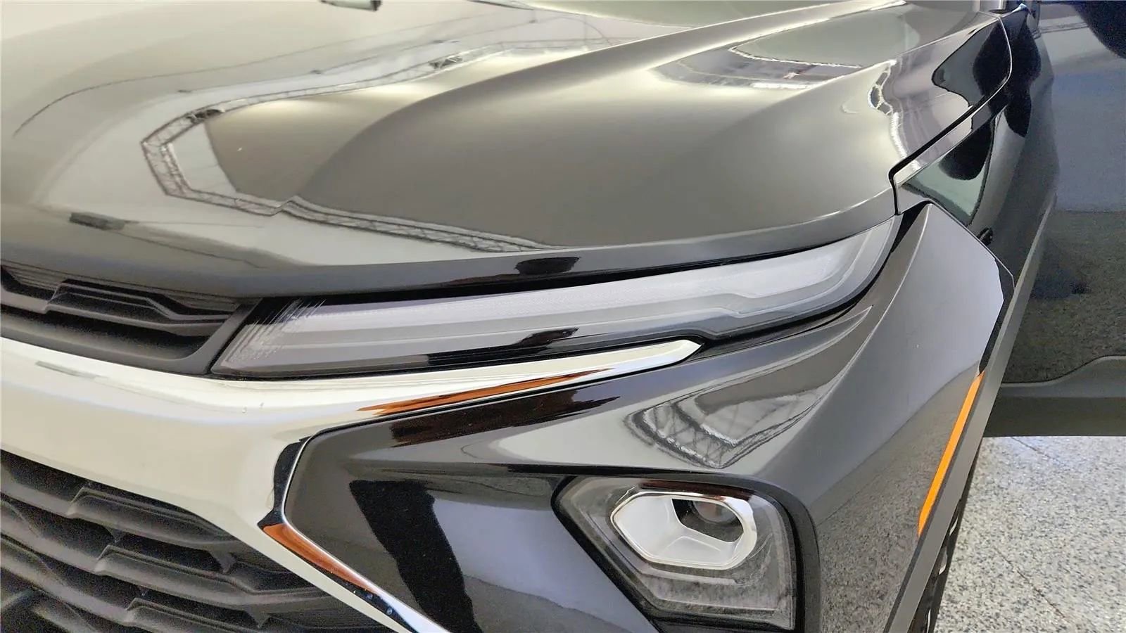 Used 2025 Chevrolet TrailBlazer LT image 14