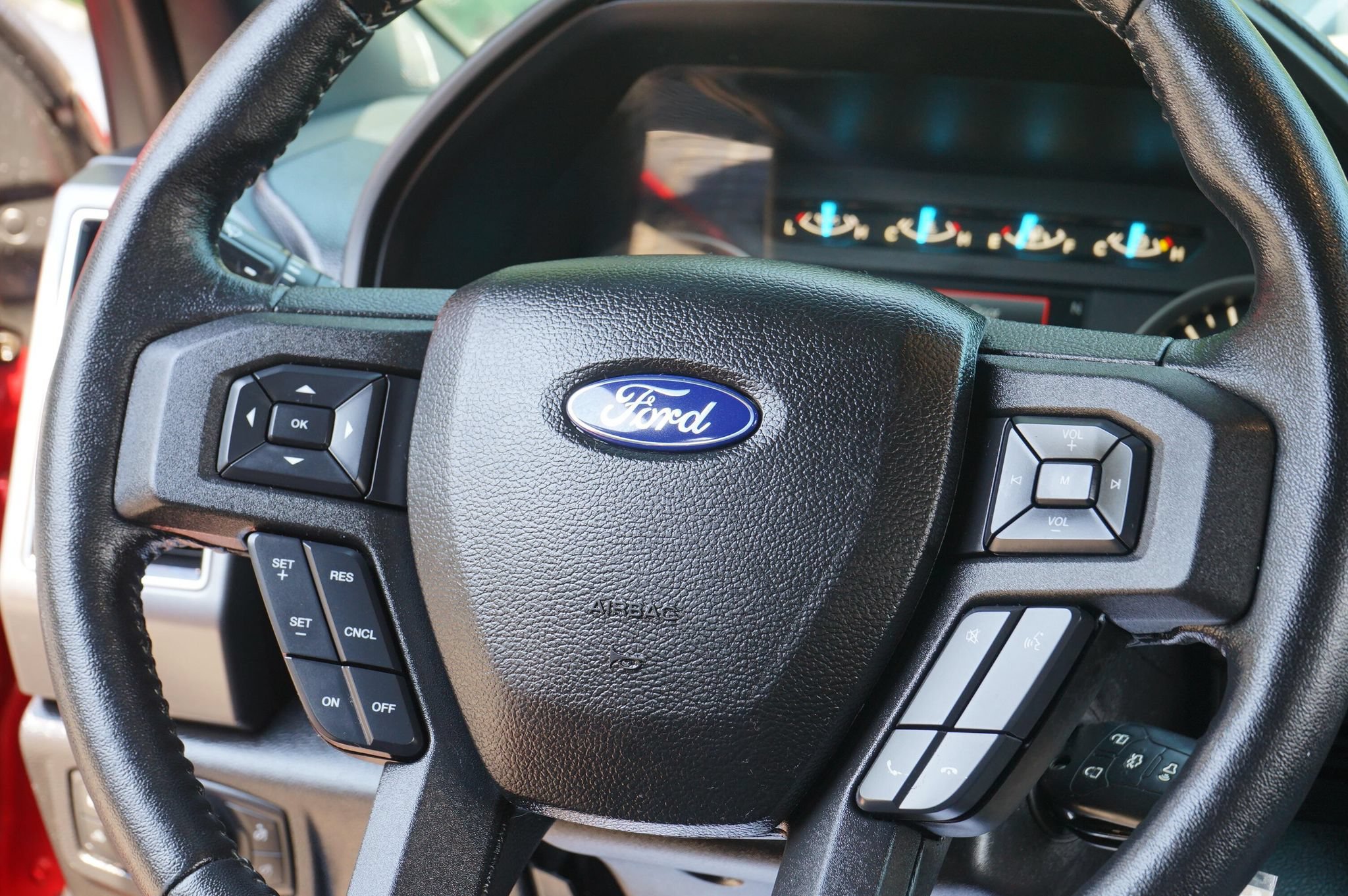 Used 2018 Ford F150 XLT w/ Equipment Group 302A Luxury RWD image 17