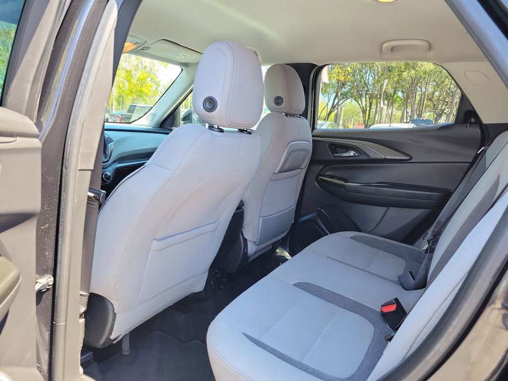 Used 2021 Chevrolet TrailBlazer LT w/ Convenience Package image 11