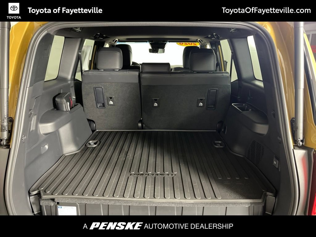 Used 2026 Toyota Land Cruiser w/ Premium Package AWD/4WD image 10