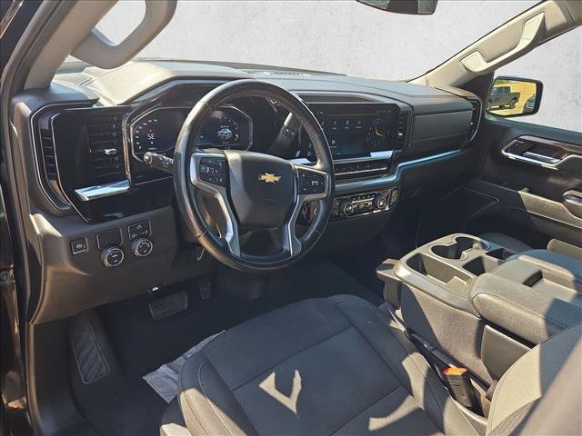 Used 2023 Chevrolet Silverado 1500 LT RWD image 7