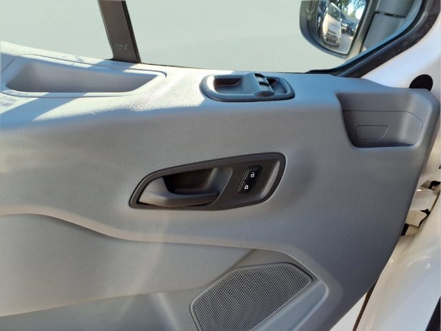 Used 2016 Ford Transit 150 XL RWD image 11