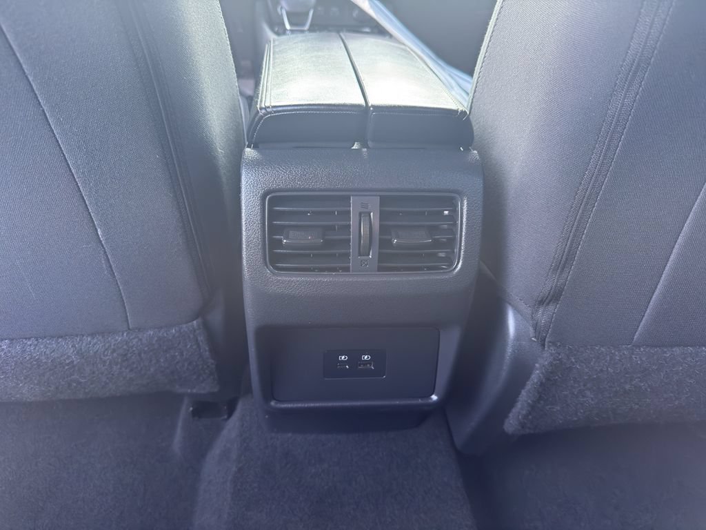 Certified 2023 Nissan Rogue SV AWD/4WD image 31