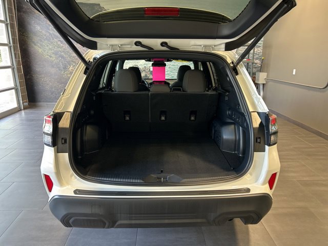 Used 2026 Subaru Forester Premium AWD/4WD image 32