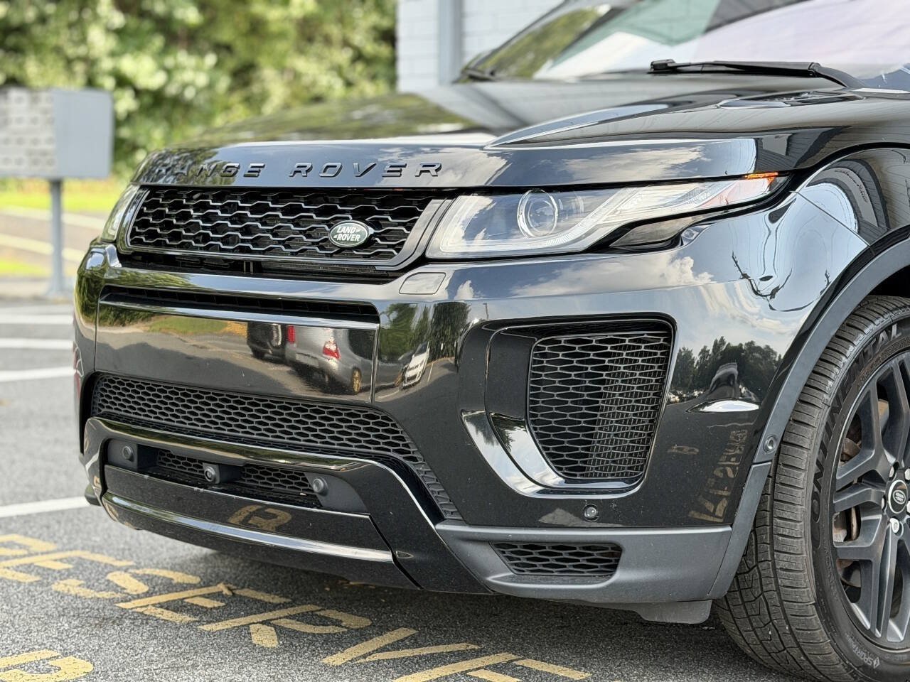 Used 2018 Land Rover Range Rover Evoque HSE Dynamic AWD/4WD image 10