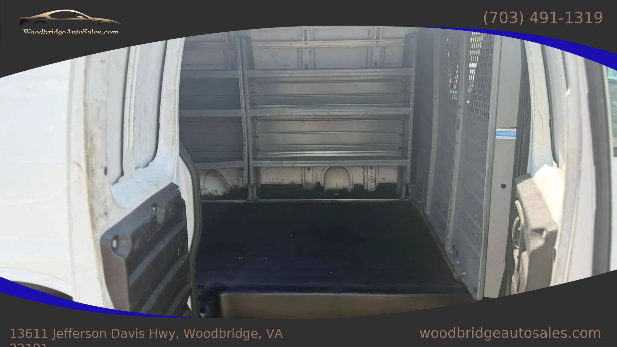Used 2019 Chevrolet Express 2500 w/ Communications Package RWD image 25