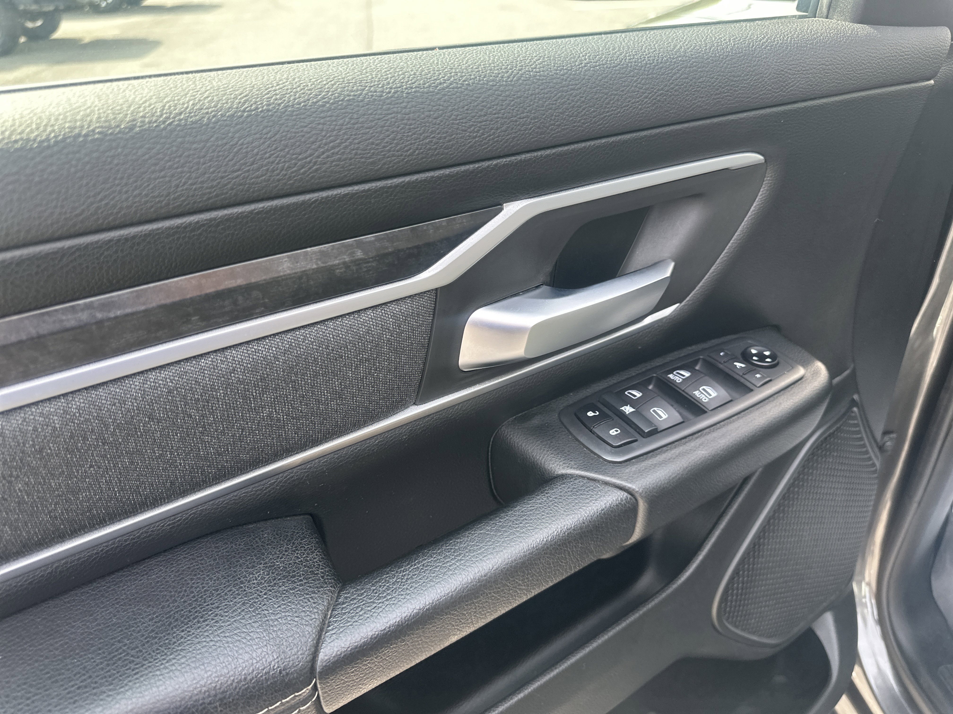 Used 2021 RAM 1500 Big Horn AWD/4WD image 15