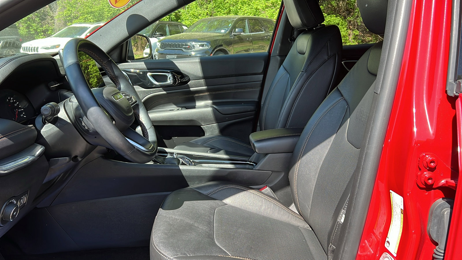 Used 2022 Jeep Compass Limited image 12