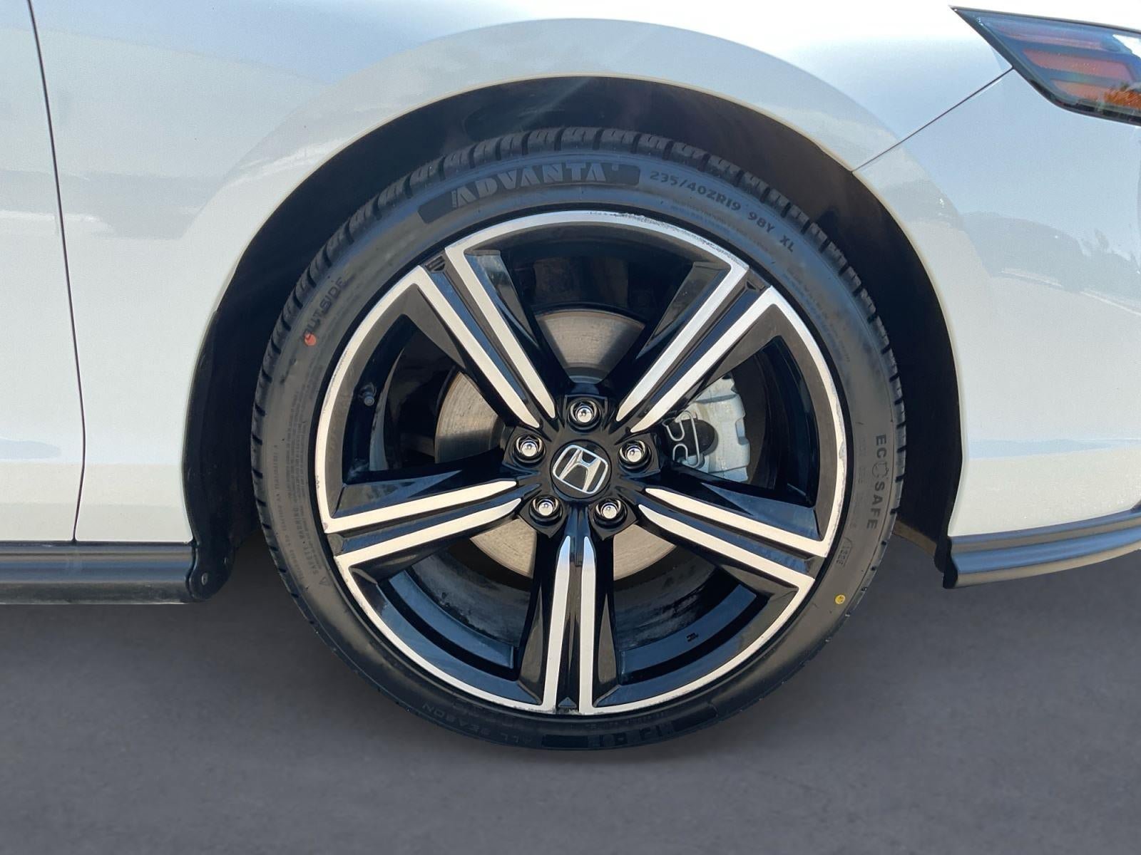 Used 2023 Honda Accord Sport image 14